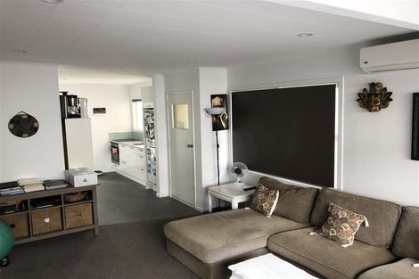 Photo of property in 11 Meeanee Quay, Westshore, Napier, 4110