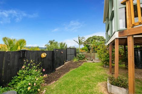 Photo of property in 1/204 Sturges Road, Henderson, Auckland, 0612