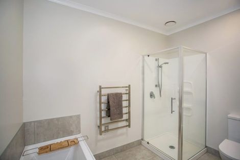 Photo of property in 11 Muirhill Place, Pokeno, 2402