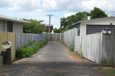 Photo of property in 1/19 Scott Avenue, Mangere Bridge, Auckland, 2022