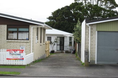 Photo of property in 2/19 Karamu Street, Strandon, New Plymouth, 4312