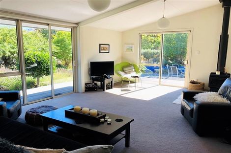 Photo of property in 21 Hunter Crescent, Wanaka, 9305