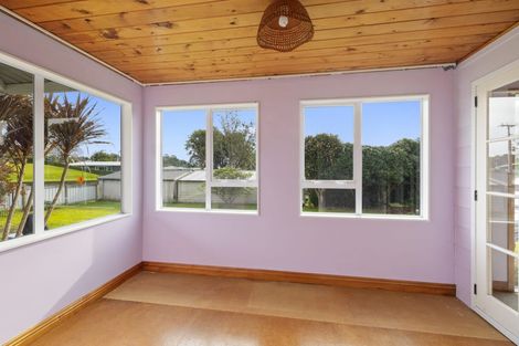 Photo of property in 18 Whakapaki Street, Urenui, 4375