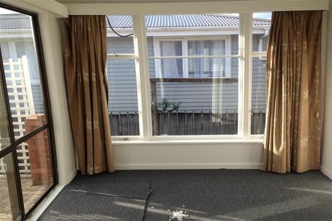 Photo of property in 39 Archibald Road, Kelston, Auckland, 0602