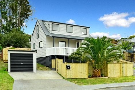 Photo of property in 12 Midgley Road, West Harbour, Auckland, 0618