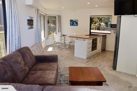 Photo of property in 2 Park Avenue Mews, Ohakune, 4625