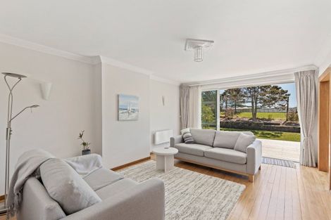 Photo of property in 52 Clawton Street, Westown, New Plymouth, 4310