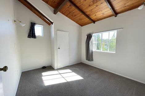 Photo of property in 2/26 Richards Avenue, Forrest Hill, Auckland, 0620