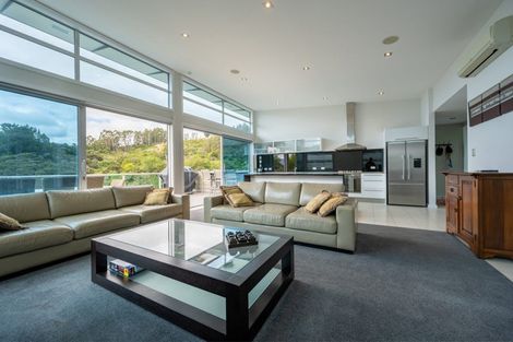 Photo of property in 4 Langlois Lane, Akaroa, 7520