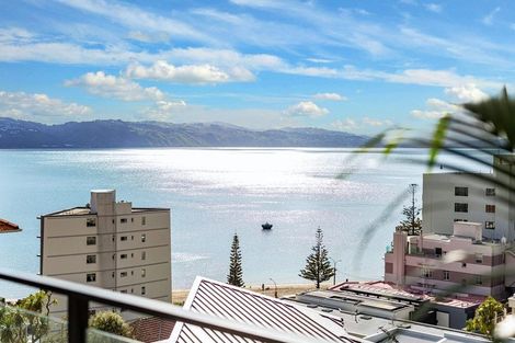 Photo of property in 1/18 Oriental Terrace, Oriental Bay, Wellington, 6011