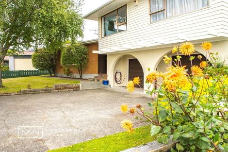 Photo of property in 6 Toledo Grove, Totara Park, Upper Hutt, 5018
