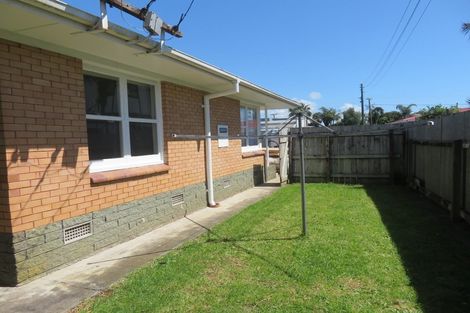 Photo of property in 1/108a Carruth Road, Papatoetoe, Auckland, 2025
