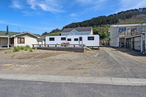 Photo of property in 52 Akitio Esplanade, Akitio, Pongaroa, 4991