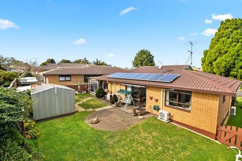 Photo of property in 4 Brynbela Court, Papakura, 2110