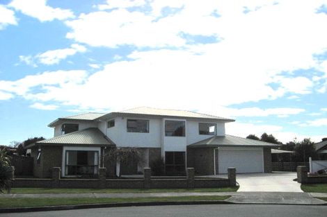 Photo of property in 5 Clifford Close, Levin, 5510