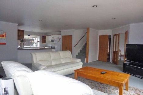 Photo of property in 94 Memorial Avenue, Ilam, Christchurch, 8053