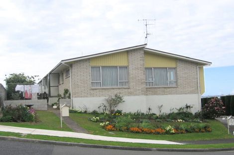 Photo of property in 50 Whitaker Street, Otumoetai, Tauranga, 3110