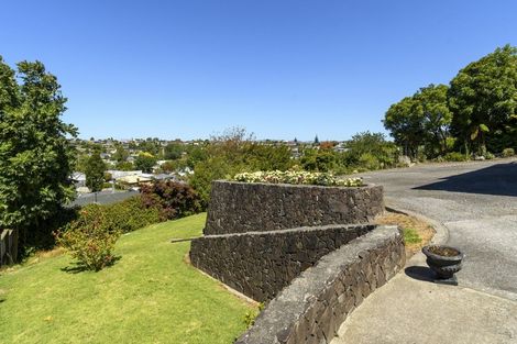 Photo of property in 247 Bellevue Road, Bellevue, Tauranga, 3110