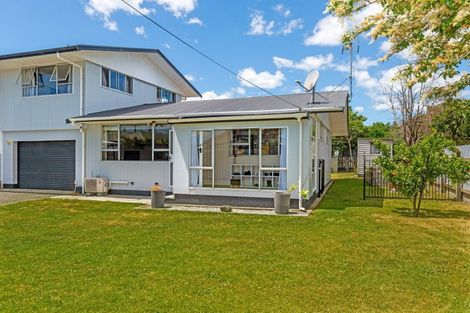 Photo of property in 2/10 Queens Road, Elgin, Gisborne, 4010