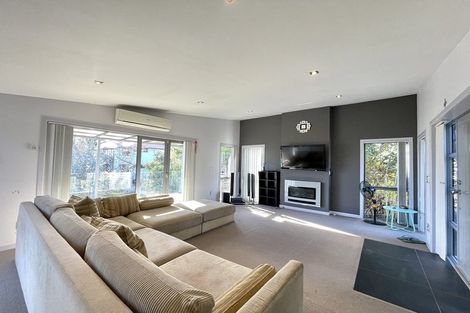 Photo of property in 11a Newington Road, Henderson, Auckland, 0612