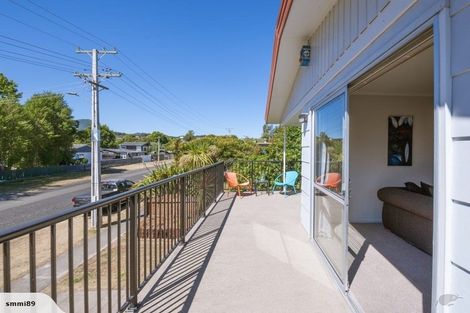 Photo of property in 39 Matuku Street, Two Mile Bay, Taupo, 3330