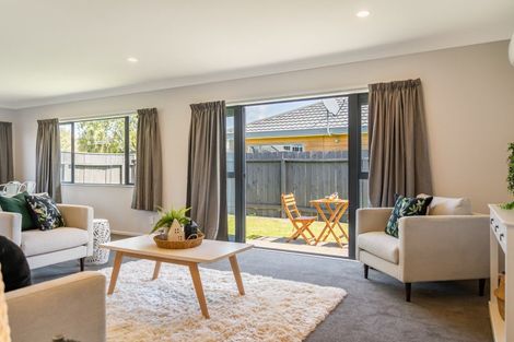 Photo of property in 6a Louis Street, Trentham, Upper Hutt, 5018