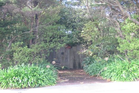 Photo of property in 270 Titirangi Road, Titirangi, Auckland, 0604