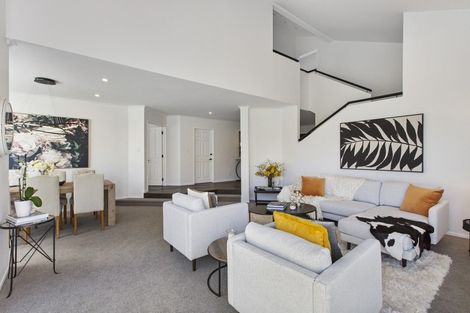 Photo of property in 6 Thirlmere Rise, Northpark, Auckland, 2013