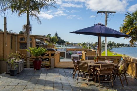 Photo of property in 54 The Esplanade, Omokoroa, 3114