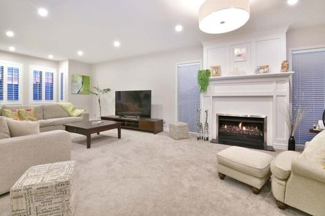 Photo of property in 110 Vipond Road, Stanmore Bay, Whangaparaoa, 0932