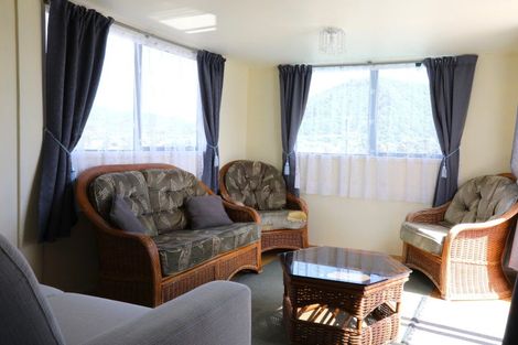 Photo of property in 246 Waikawa Road, Waikawa, Picton, 7220