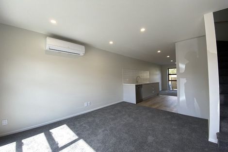 Photo of property in 4/33 Sladden Street, Naenae, Lower Hutt, 5011