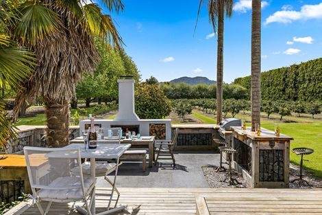 Photo of property in 52 Omaha Flats Road, Tawharanui Peninsula, Warkworth, 0986