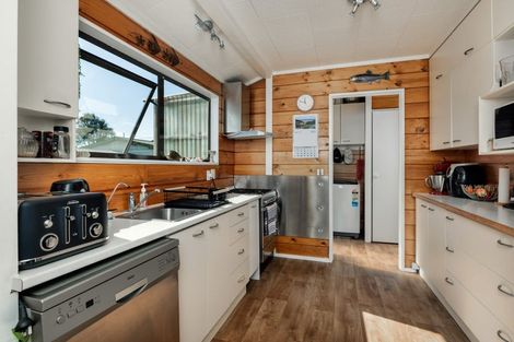 Photo of property in 137 Marsden Point Road, Ruakaka, 0116