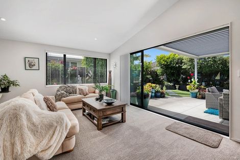 Photo of property in 6 Trevally Place, Snells Beach, 0920