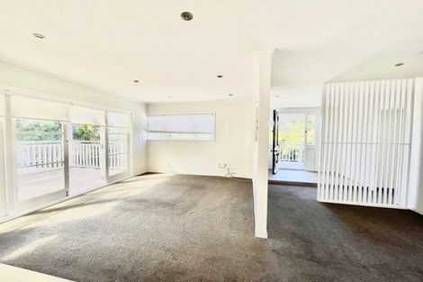 Photo of property in 12 Moore Street, Hillcrest, Auckland, 0627