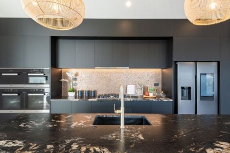 Photo of property in 13 Waimana Avenue, Northcote Point, Auckland, 0627