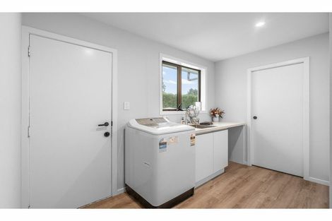 Photo of property in 35 Simon Road, Myross Bush, Invercargill, 9872