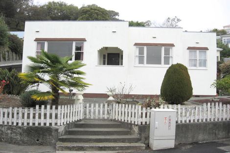 Photo of property in 1a Goldsmith Terrace, Hospital Hill, Napier, 4110