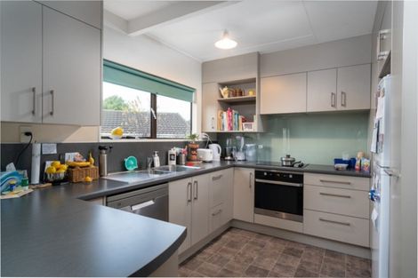 Photo of property in 14 Epping Place, Richmond Heights, Taupo, 3330