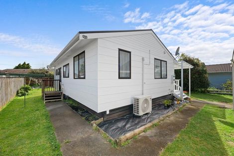 Photo of property in 2/19 Martin Road, Manurewa, Auckland, 2102