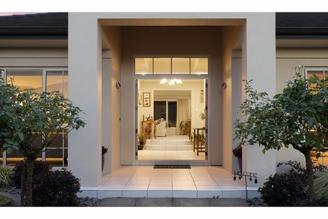 Photo of property in 37 La Colina Place, Bethlehem, Tauranga, 3110