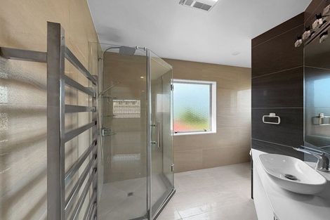 Photo of property in 65 Redcastle Drive, East Tamaki, Auckland, 2013