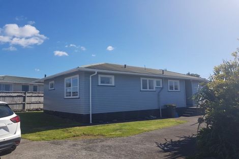 Photo of property in 187 Omata Road, Blagdon, New Plymouth, 4310