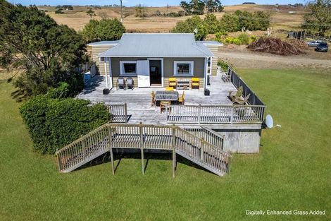 Photo of property in 225 Turkey Flat Road, Te Kopuru, 0391