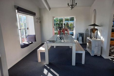 Photo of property in 35 Tremaine Avenue, Two Mile Bay, Taupo, 3330