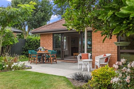 Photo of property in 3 Archer Place, Rangiora, 7400