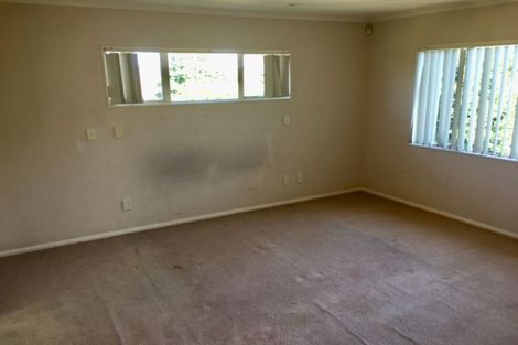 Photo of property in 10 Franshell Crescent, East Tamaki, Auckland, 2013