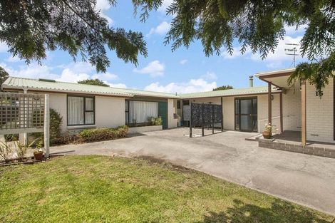 Photo of property in 15 Crossley Street, Katikati, 3129