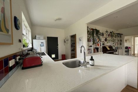 Photo of property in 42 Alice Street, Riverhead, 0820